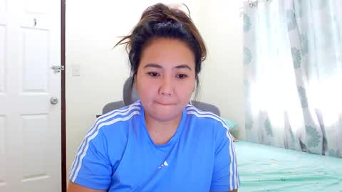 Snapshot of secretlover010101 chatting on February 6, 3:16 am MILAN online show from February 6, 3:16 am