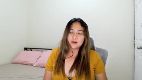 Snapshot of secretlover010101 chatting on February 17, 8:09 am MILAN online show from February 17, 8:09 am