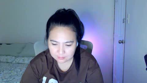 Snapshot of secretlover010101 chatting on February 13, 7:37 am MILAN online show from February 13, 7:37 am