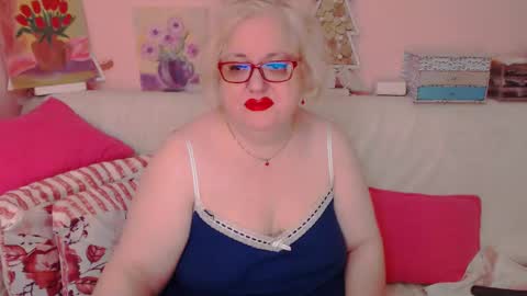 Alice online show from September 15, 8:31 pm
