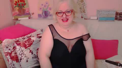 Alice online show from October 1, 7:09 pm