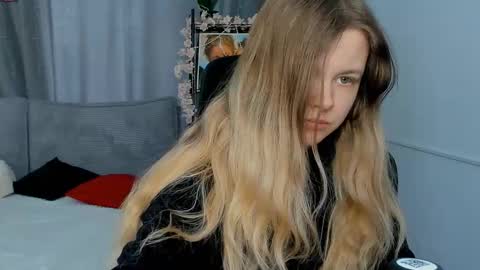 secrettier online show from March 29, 5:18 am