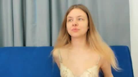 secrettier online show from April 11, 5:12 am