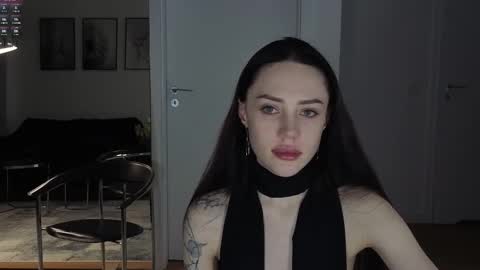 Sara online show from October 30, 9:15 pm