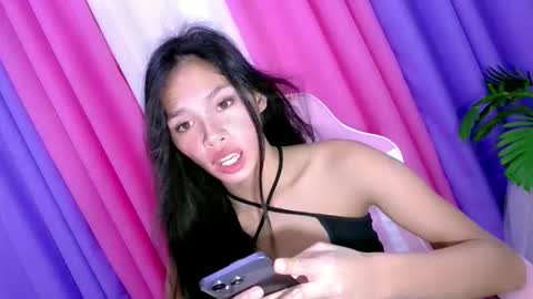 Snapshot of seducive_allea chatting on October 28, 1:20 am seducive_allea online show from October 28, 1:20 am