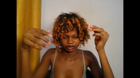 seductive_sugar247 online show from May 31, 6:09 pm