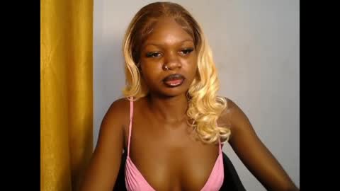 seductive_sugar247 online show from June 9, 2:56 am