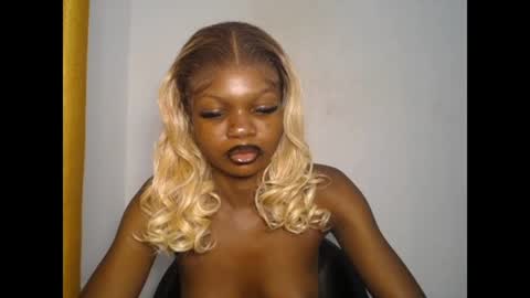 seductive_sugar247 online show from June 28, 4:18 am