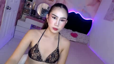 Snapshot of seductive_vana chatting on May 15, 11:45 pm Vanessa online show from May 15, 11:45 pm