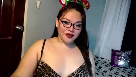 Its me Jazzi online show from December 18, 5:02 am