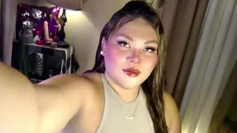 Its me Jazzi online show from June 19, 2:21 pm
