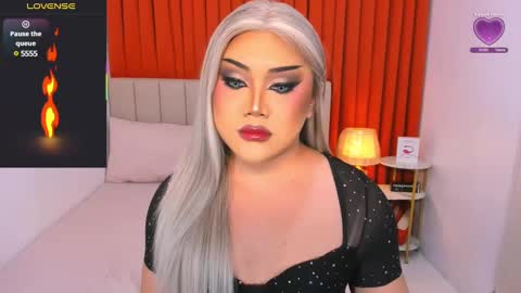 Snapshot of seductivelolalola chatting on March 8, 12:44 am Natalie Mefford online show from March 8, 12:44 am