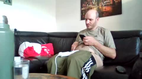 Snapshot of seeebi chatting on June 22, 5:15 am Sebastian online show from June 22, 5:15 am