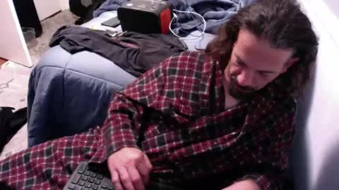 Snapshot of seemydick69007 chatting on June 4, 1:50 pm seemydick69007 online show from June 4, 1:50 pm