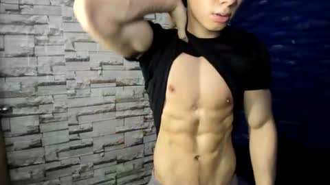 Snapshot of seigfried0 chatting on June 25, 2:11 am Seigfried online show from June 25, 2:11 am