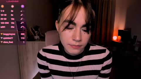 selectrra online show from March 12, 3:51 pm