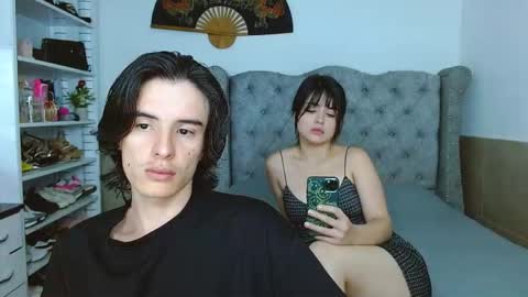 Snapshot of selena_and_andress chatting on February 9, 11:53 pm Selena Andress online show from February 9, 11:53 pm