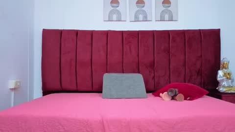 Selena online show from December 16, 11:59 am