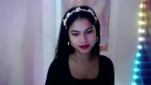 selena_fox2000 online show from April 14, 4:07 am