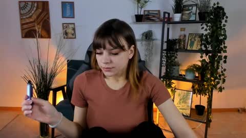 Selena ntmy online show from January 3, 1:36 pm