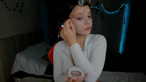 Snapshot of selenadurden chatting on October 9, 4:16 pm Selena online show from October 9, 4:16 pm