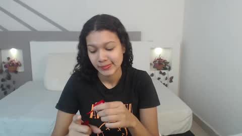 selenafox6 online show from February 19, 11:28 am