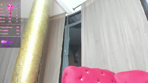 Snapshot of selenagomz chatting on January 8, 8:49 am Selena online show from January 8, 8:49 am