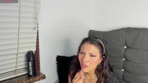 Selena online show from November 26, 10:11 pm