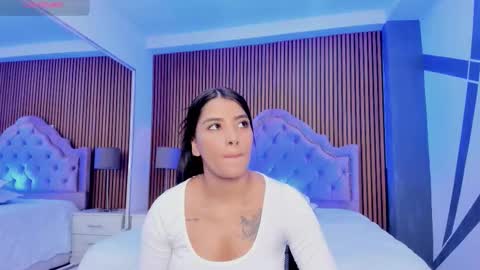 selenastonne online show from October 11, 8:18 pm