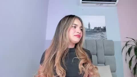Snapshot of selene_tylor_ chatting on June 24, 8:08 pm Selene online show from June 24, 8:08 pm