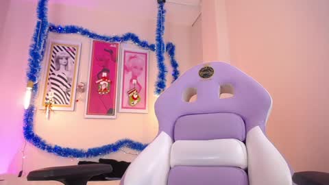 Snapshot of seleny_fitness chatting on December 19, 4:57 pm Mayte online show from December 19, 4:57 pm
