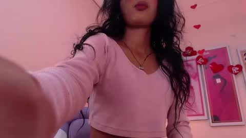 Snapshot of seleny_fitness chatting on February 15, 1:27 pm Mayte online show from February 15, 1:27 pm
