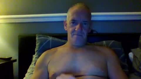 selfsucker28772 online show from September 29, 8:57 pm