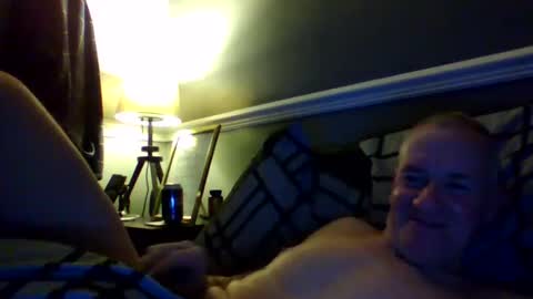 selfsucker28772 online show from February 14, 8:05 pm