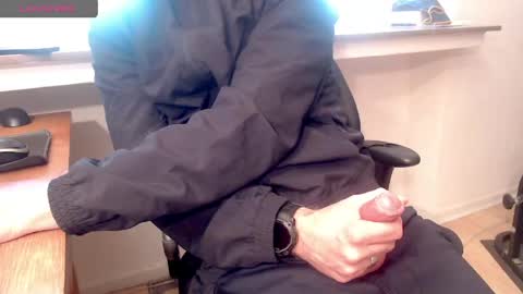 selfsuckermbb online show from May 20, 6:14 pm