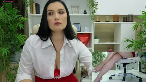 Seline online show from December 11, 5:04 pm