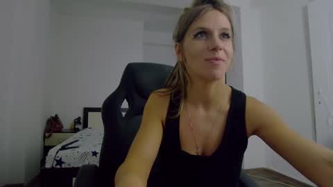 sellena_angel online show from October 17, 9:17 pm