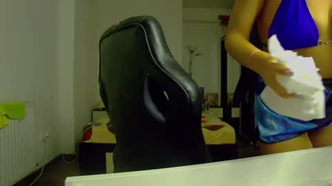 Snapshot of sellena_angel chatting on July 1, 7:13 pm sellena_angel online show from July 1, 7:13 pm