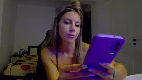 Snapshot of sellena_angel chatting on July 12, 9:17 pm sellena_angel online show from July 12, 9:17 pm