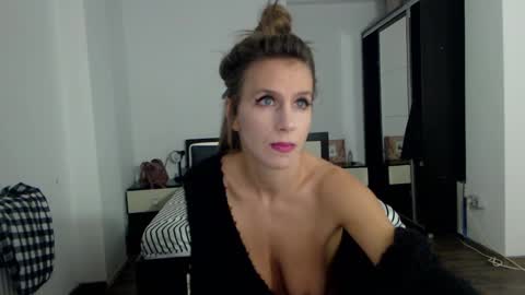 sellena_angels online show from January 27, 1:52 pm