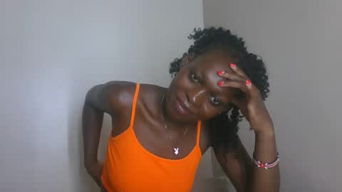 sellinprinces online show from November 24, 8:25 am