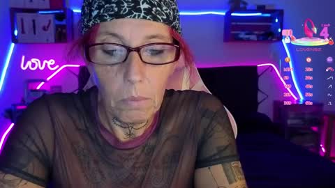 Selvaggia Del Caribe online show from September 18, 3:58 pm
