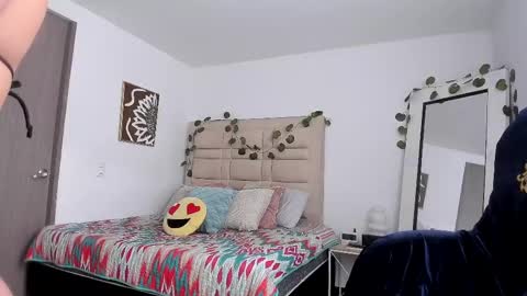 Selyn online show from October 20, 1:55 pm