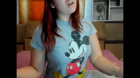 Snapshot of semisweetdream chatting on February 12, 7:23 am Next stream 2912 GMT2 online show from February 12, 7:23 am