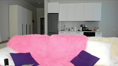 Snapshot of sen0_rita chatting on November 3, 9:32 am Ami online show from November 3, 9:32 am