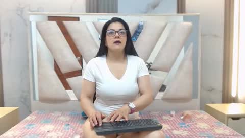 sennamars202cl online show from October 19, 2:50 pm