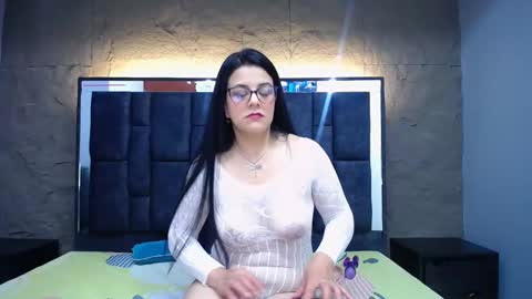 sennamars202cl online show from November 12, 5:24 pm