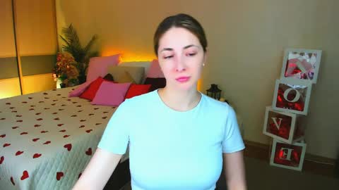 sensitiveheartt online show from March 30, 11:22 am