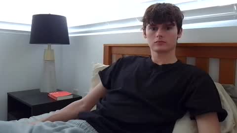 Snapshot of sensualalien chatting on January 5, 9:25 pm Cam online show from January 5, 9:25 pm