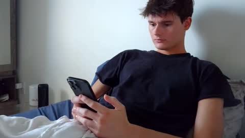 Cam online show from April 13, 11:21 pm